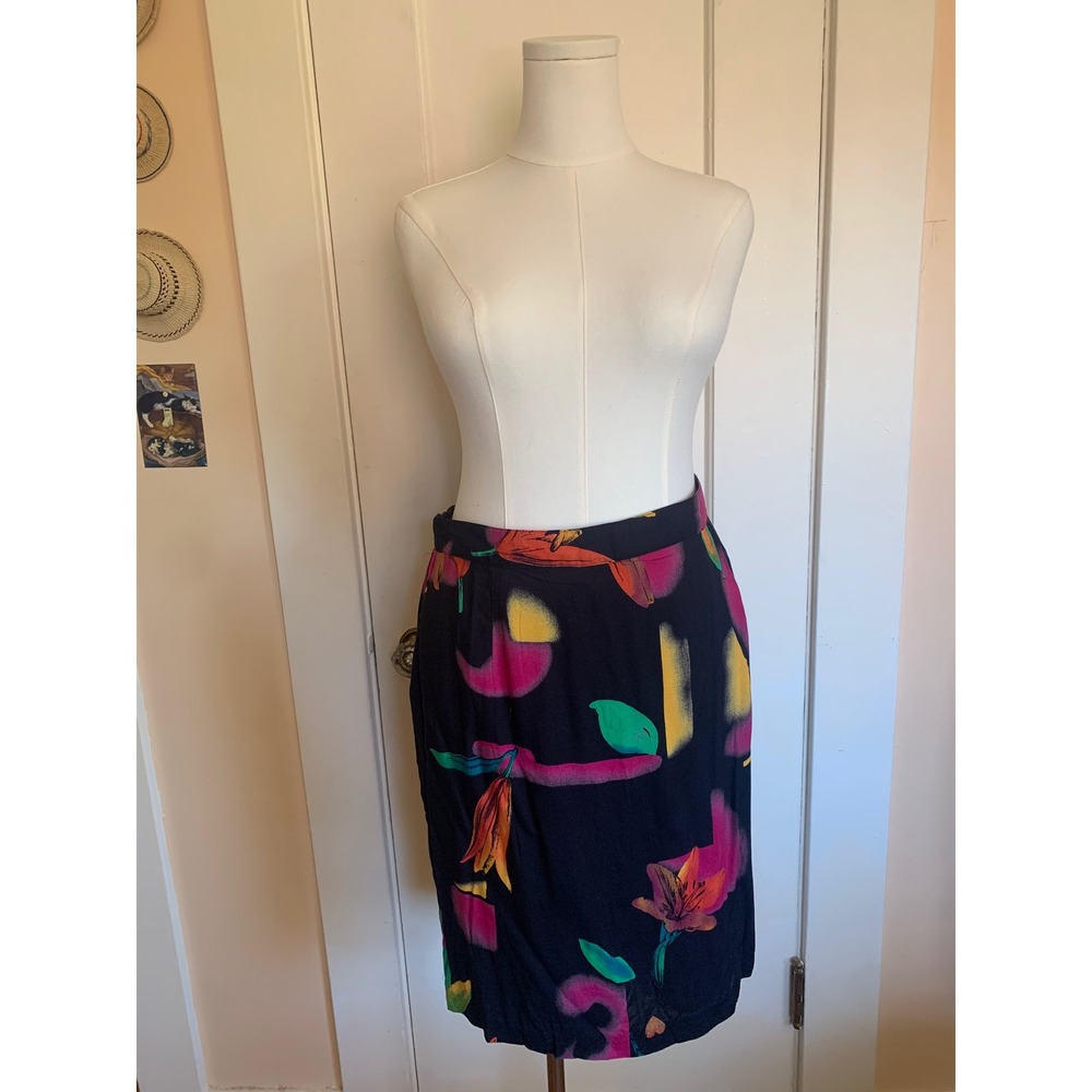 Maren Woman Vintage Skort Shorts Abstract Floral Neon Black Wrap Front M Whimsy